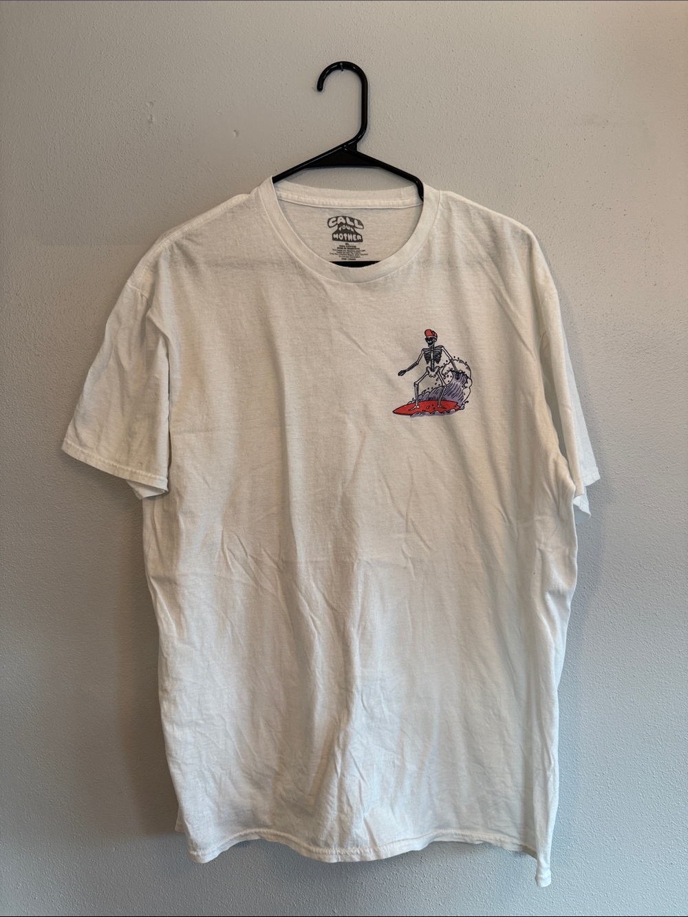 Call Your Mother Malibu California Skeleton Surf Graphic Tee - XL